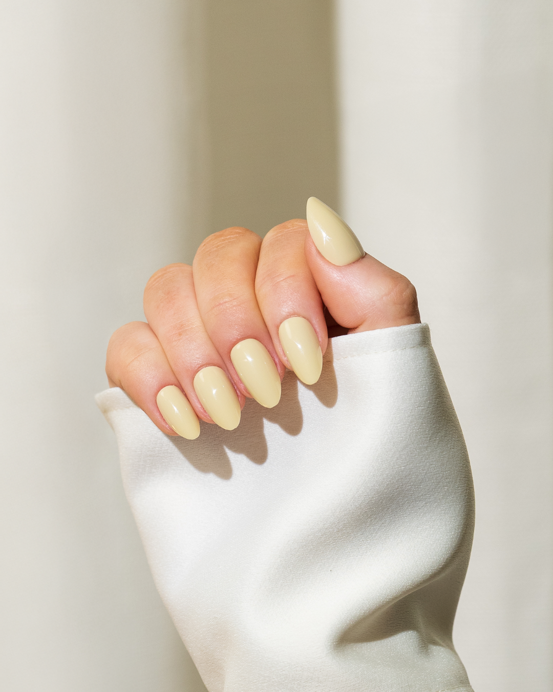 Butter_Yellow_Nails_Handsome.png